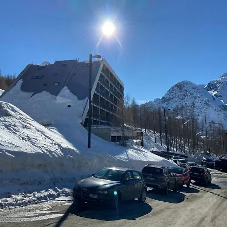 Delle Marmotte Cir N 0012 Apartamento *